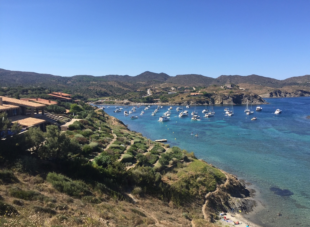 Cadaques-vue-espagne-blog-les-chroniques-de-myrtille